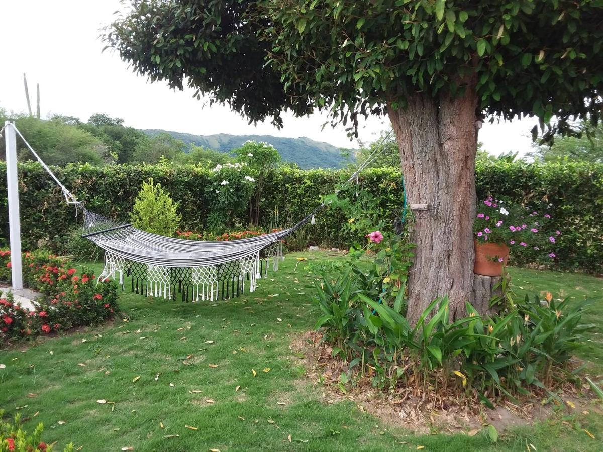 לינה וארוחת בוקר C&H Casa Campestre El Oasis Ricaurte Girardot מראה חיצוני תמונה