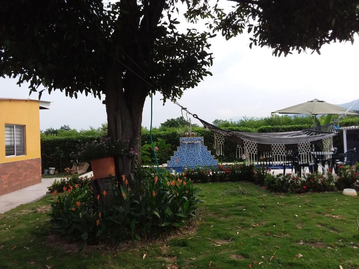 לינה וארוחת בוקר C&H Casa Campestre El Oasis Ricaurte Girardot מראה חיצוני תמונה